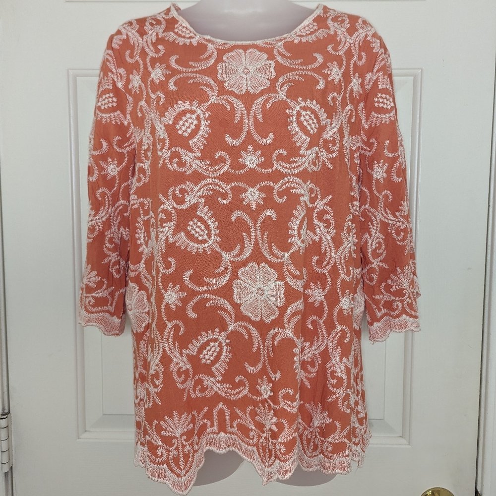 Solitaire Floral Embroidered Women (M) Relaxed Blouse 3/4 Sleeve Coral